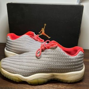 Jordan Future good condition youth 6.5 with box